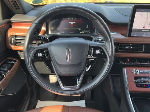 Used 2022 Lincoln Aviator Reserve w/ Elements Package Plus AWD/4WD image 20
