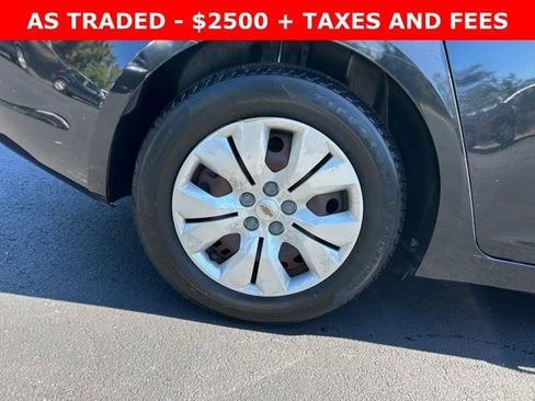 Used 2012 Chevrolet Cruze LS w/ Connectivity Package image 7