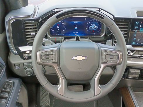 New 2026 Chevrolet Silverado 1500 High Country w/ Technology Package image 32