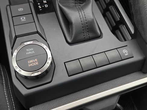 Used 2024 Toyota Tacoma TRD Sport w/ TRD Sport Upgrade Package image 23