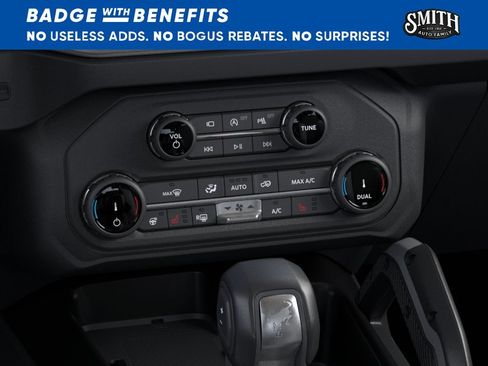 New 2026 Ford Bronco Outer Banks w/ Sasquatch Package AWD/4WD image 17