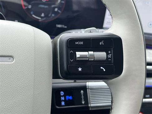 Used 2025 Hyundai Santa Fe Calligraphy image 28