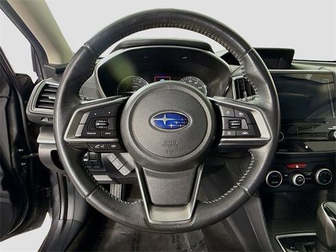 Used 2019 Subaru Impreza 2.0i Limited image 11