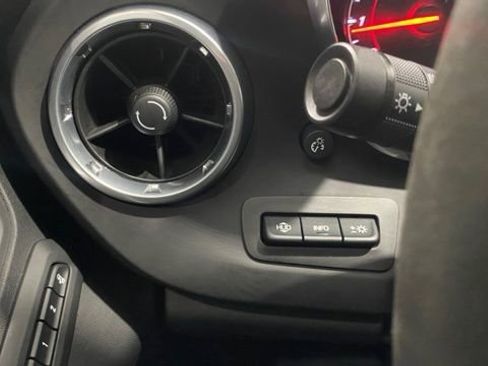 Used 2019 Chevrolet Camaro ZL1 image 22