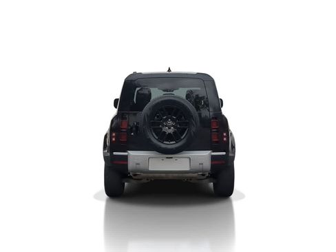 Certified 2025 Land Rover Defender 110 S AWD/4WD image 7