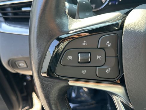 Used 2024 Buick Enclave Premium image 27