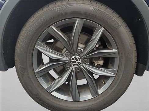 Used 2023 Volkswagen Tiguan SE FWD image 8