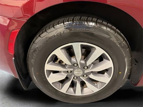 Used 2020 Chrysler Pacifica Touring-L Plus w/ Advanced Safetytec Group image 40