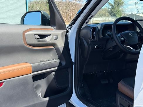 New 2026 Ford Bronco Sport Outer Banks image 11