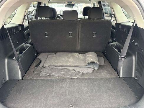 Used 2022 Kia Sorento LX image 7