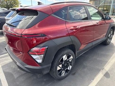 Used 2025 Hyundai Kona SEL AWD/4WD image 3