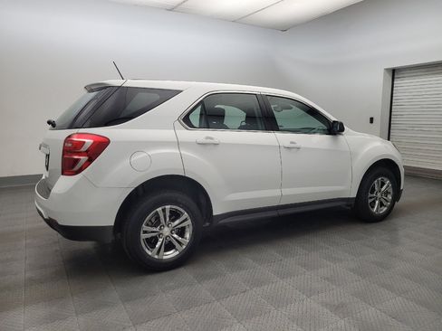 Used 2017 Chevrolet Equinox LS FWD image 10