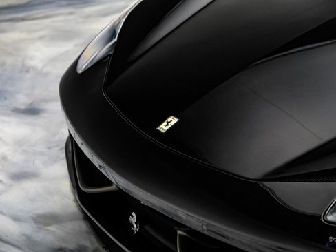 Used 2012 Ferrari 458 Italia Coupe image 30