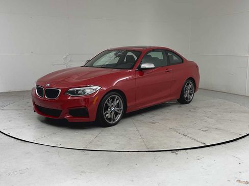 Used 2016 BMW M235i xDrive Coupe AWD/4WD image 4