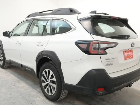 Used 2024 Subaru Outback 2.5i image 6