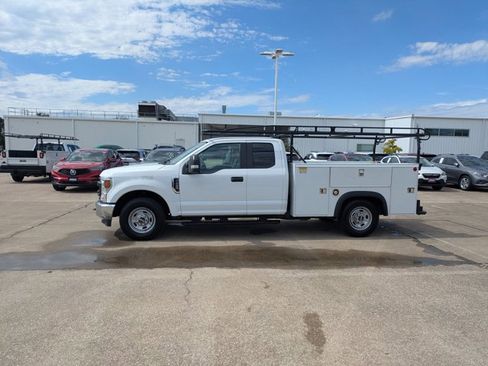 Used 2022 Ford F250 XL w/ Power Equipment Group image 8