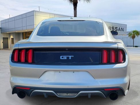 Used 2015 Ford Mustang GT Premium RWD image 4