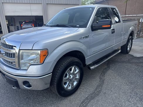 Used 2014 Ford F150 XLT w/ Equipment Group 302A Luxury AWD/4WD image 6