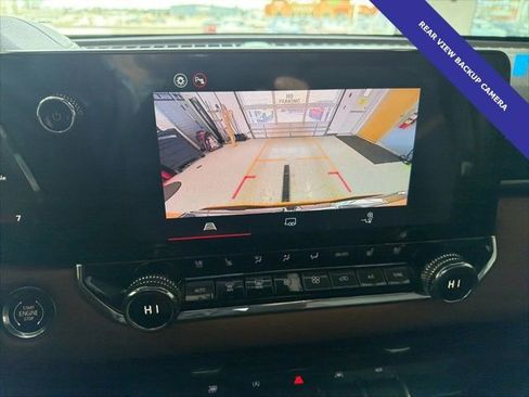 New 2026 GMC Canyon AT4 w/ AT4 Premium Package image 4