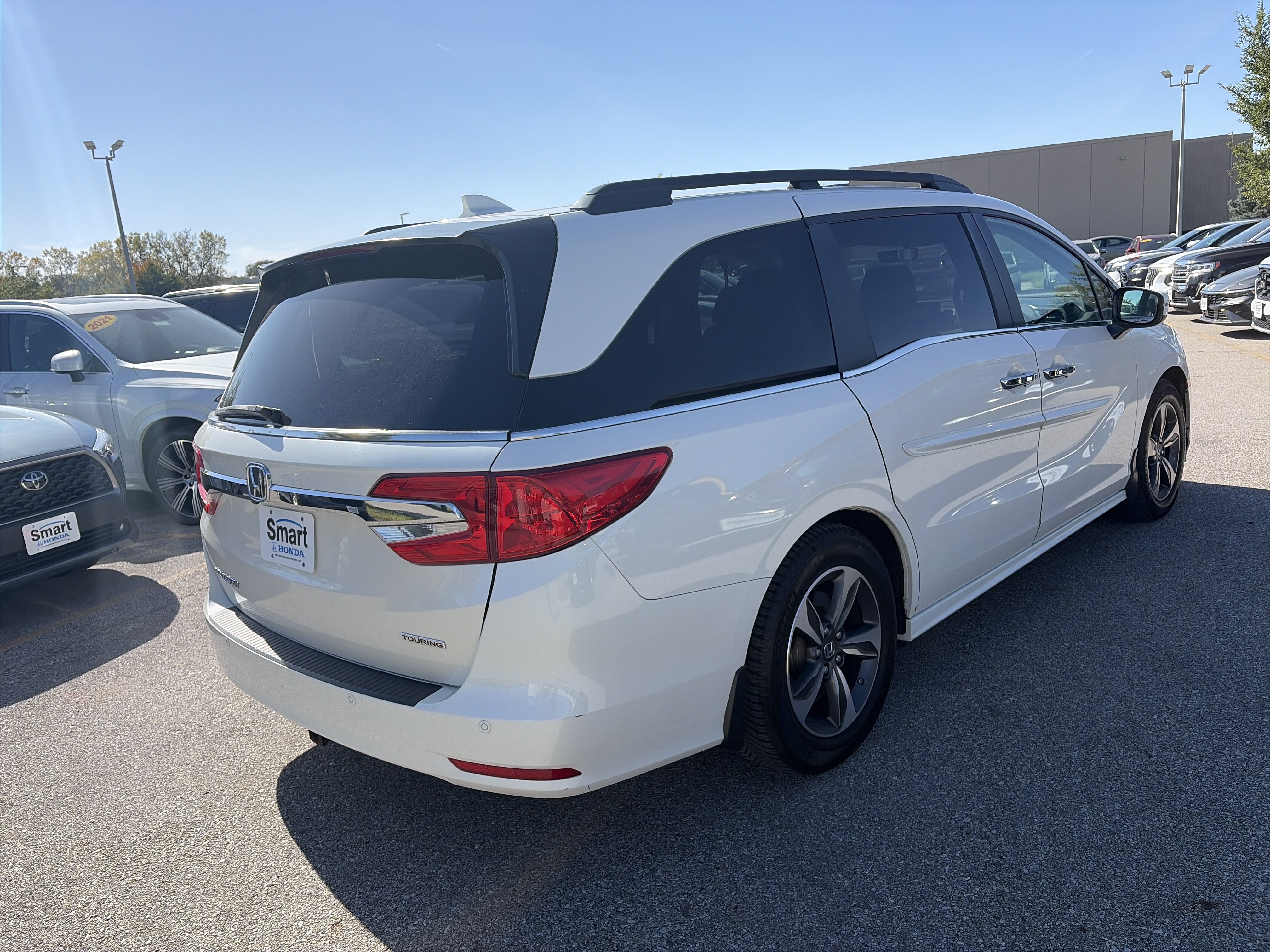Used 2018 Honda Odyssey Touring image 5