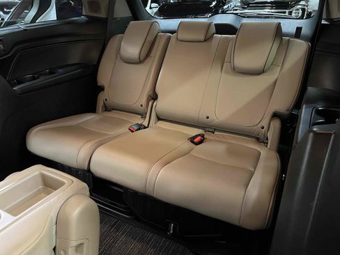 Used 2023 Honda Odyssey Elite image 9
