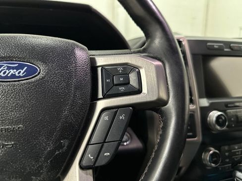 Used 2019 Ford F150 Platinum AWD/4WD image 40