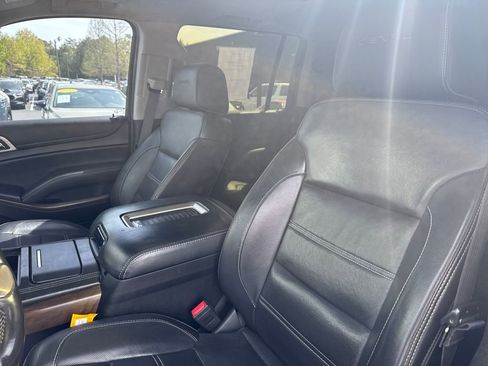 Used 2018 GMC Yukon XL Denali w/ Denali Ultimate Package AWD/4WD image 9
