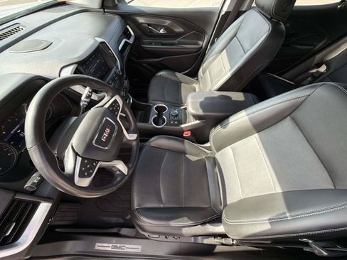Certified 2022 GMC Terrain SLT w/ Infotainment Package II FWD image 10