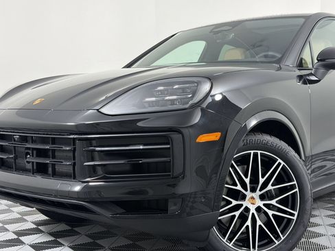 New 2026 Porsche Cayenne Coupe AWD/4WD image 23