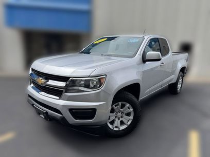 Used 2017 Chevrolet Colorado LT w/ Safety Package