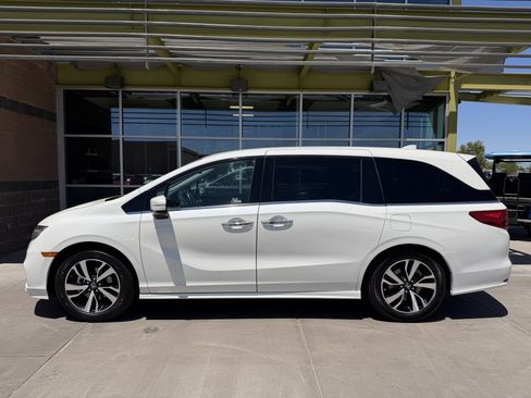 Used 2019 Honda Odyssey Elite image 7