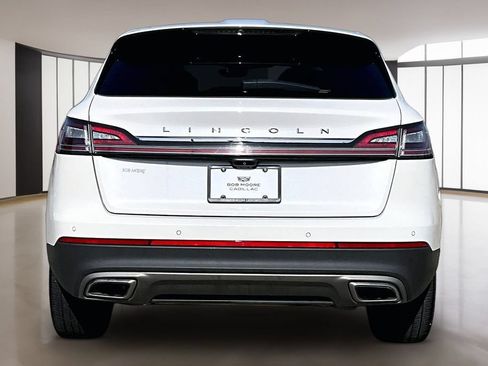 Used 2022 Lincoln Nautilus Reserve AWD/4WD image 4