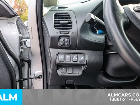 Used 2015 Nissan Leaf SL w/ Premium Package image 21