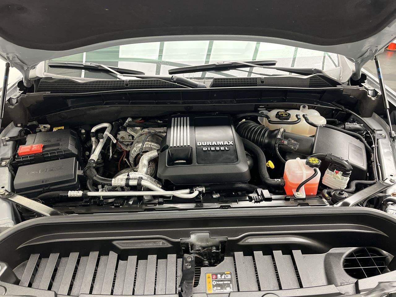 Certified 2025 GMC Sierra 1500 AT4 w/ Technology Package AWD/4WD image 32