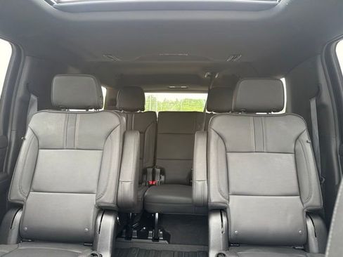 Used 2024 Chevrolet Suburban RST w/ Luxury Package AWD/4WD image 35