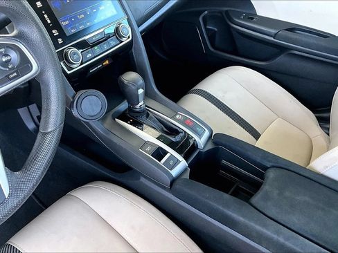 Used 2017 Honda Civic EX image 15