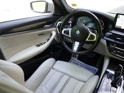 Used 2021 BMW 530i w/ M Sport Package RWD image 25