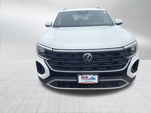 New 2026 Volkswagen Atlas Cross Sport SE AWD/4WD image 8