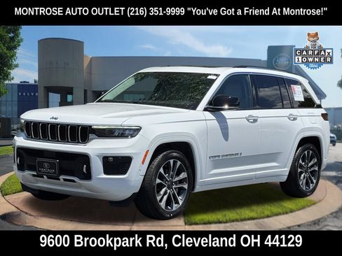 Used 2023 Jeep Grand Cherokee Overland AWD/4WD image 9