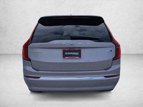 New 2026 Volvo XC90 B6 Plus w/ Protection Package Premier image 8