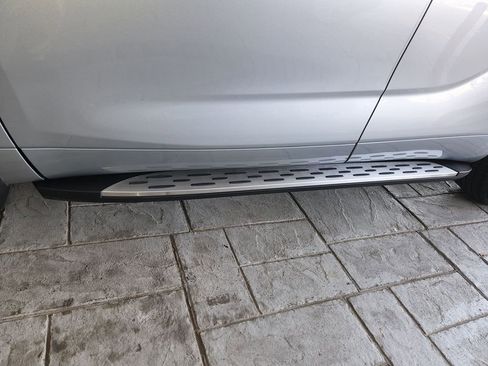 Used 2022 Toyota Highlander XLE image 33