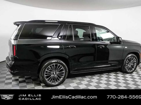 Used 2025 Cadillac Escalade Sport Platinum image 2