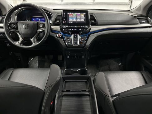 Used 2024 Honda Odyssey Touring image 22