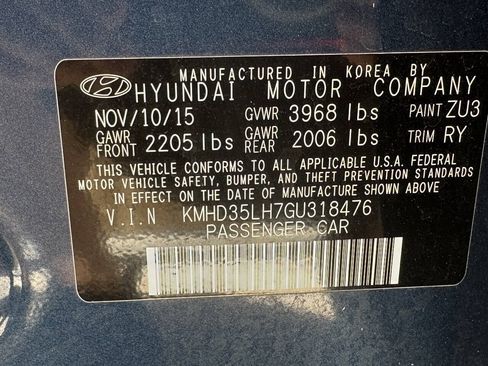 Used 2016 Hyundai Elantra GT FWD image 17