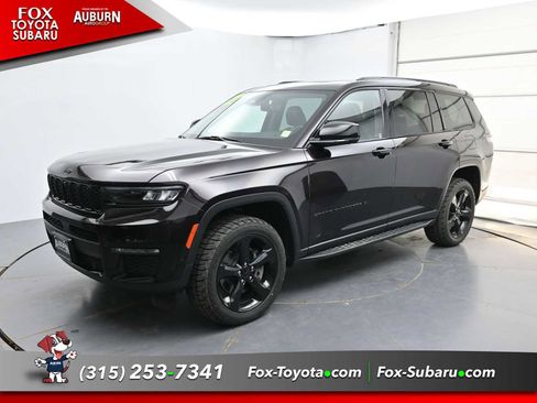 Used 2022 Jeep Grand Cherokee L Limited w/ Luxury Tech Group II AWD/4WD image 2