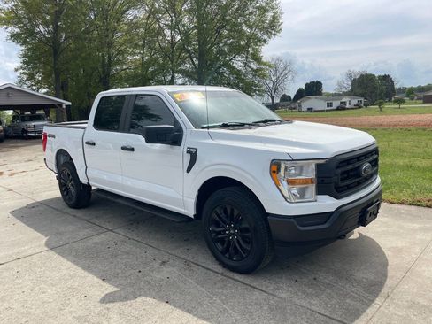 Used 2021 Ford F150 XL w/ Trailer Tow Package image 5