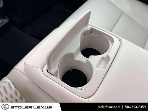 Used 2023 Lexus ES 250 w/ Premium Package image 17