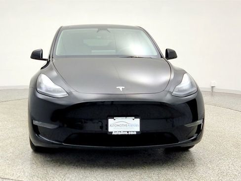 Used 2025 Tesla Model Y Long Range image 2