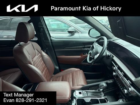 Used 2024 Kia Telluride SX Prestige w/ Towing Package AWD/4WD image 5