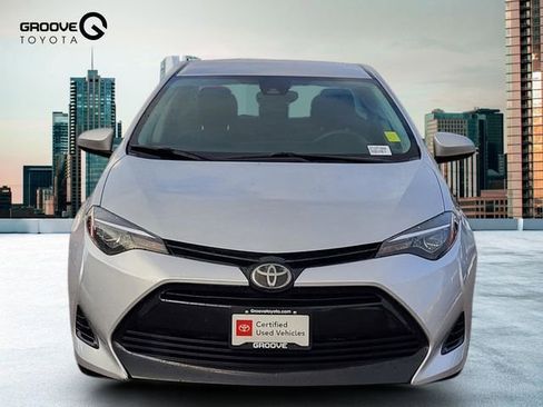 Used 2018 Toyota Corolla LE image 9